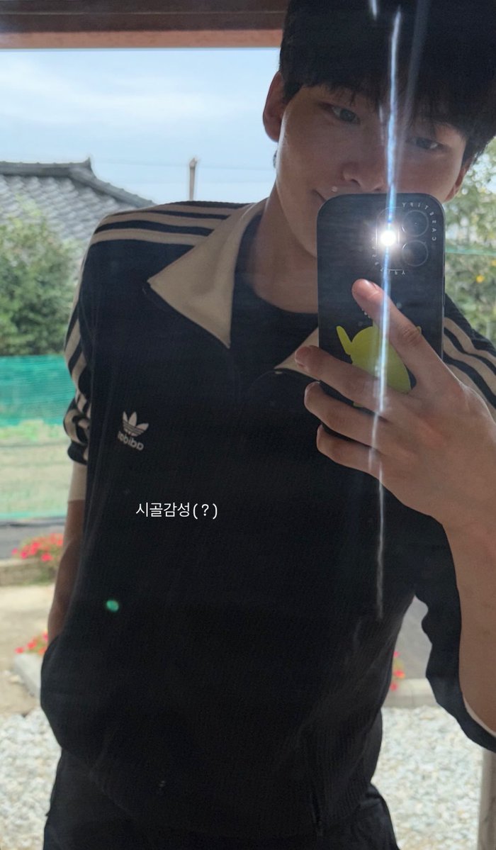 pl4apxt's tweet photo. 와진짜 거짓말치지마 김도민이 내 인생의 복지고 내 인생의 이유다 ㅁㅊ https://t.co/yDtUx5HW95