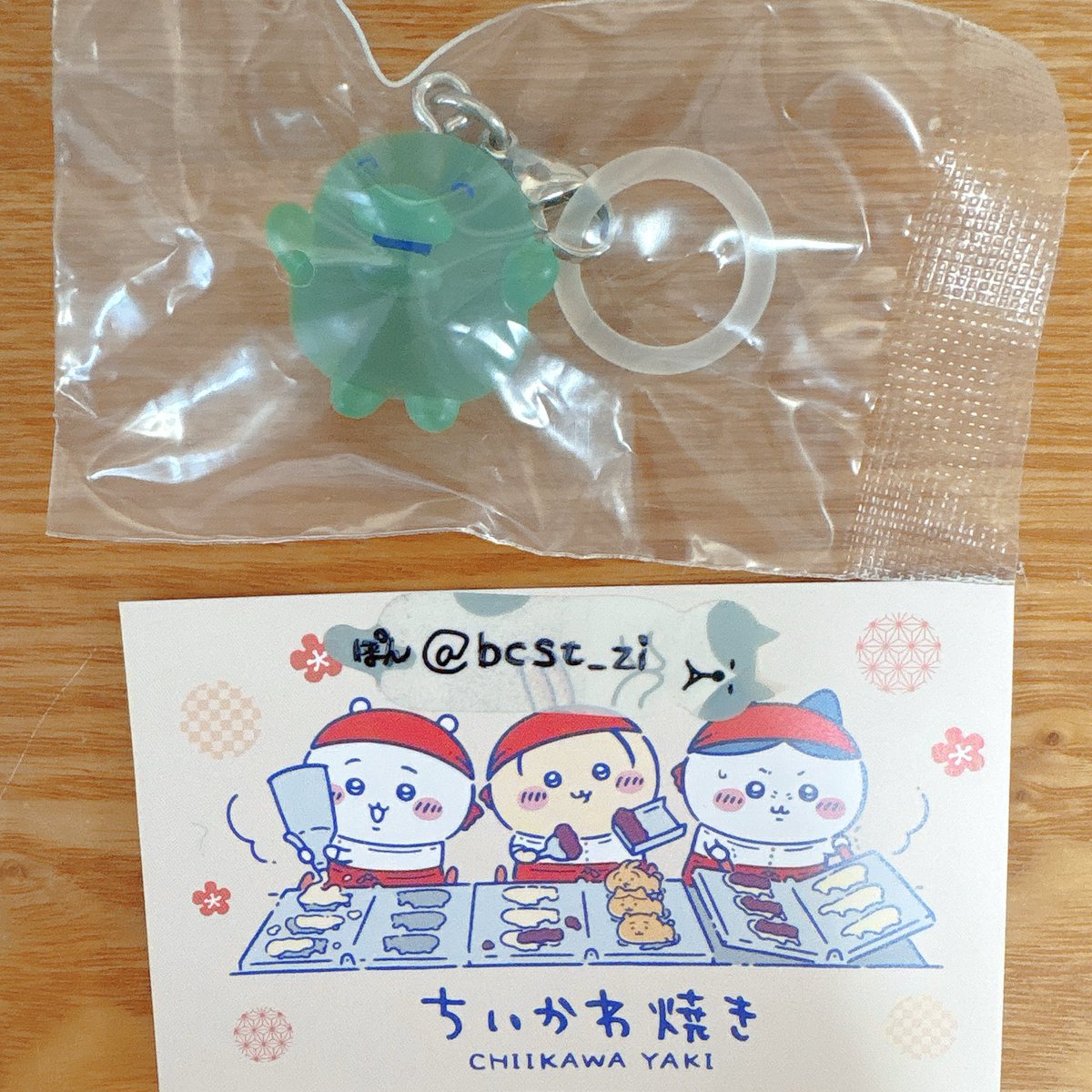 bcst_zi's tweet photo. 【交換】めじるし たまごっち ディズニー ハロウィン サンリオ シナモロール つながるキャンディチャーム

譲)くちぱっち
求)ゼロ(最優先)/シナモン/ちいかわ関連

ゼロ優先の為返信にお時間いただく場合がありますご了承ください。郵送希望📮
異種になりますが検索からもお気軽にお声がけください✨ https://t.co/GUGJYm8fX1