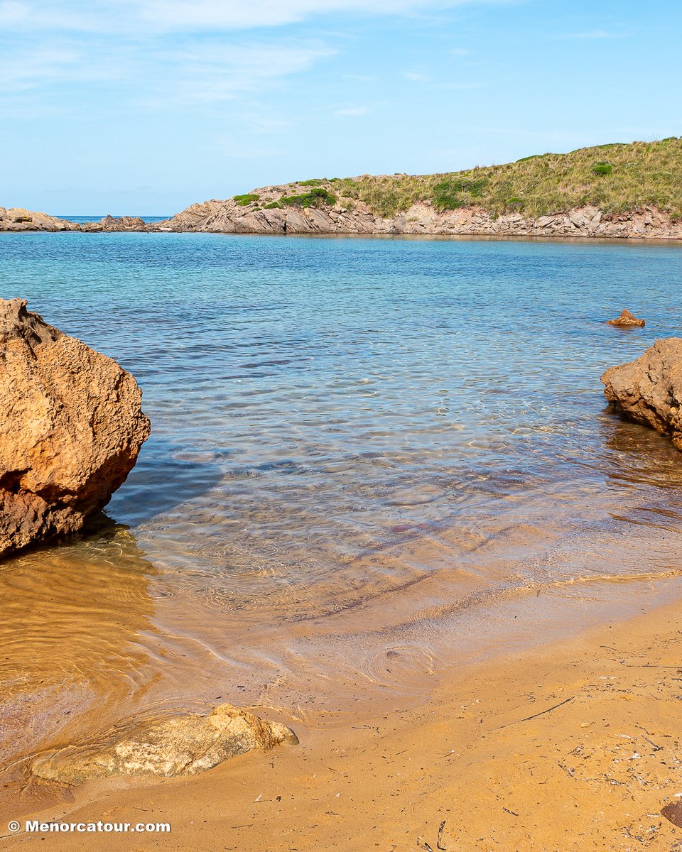MENORCATOUR's tweet photo. 🌞 Cala Rotja 🏖️🌊🏊
🔗 Más info: https://t.co/j8poAZhNI7
👉 Síguenos en @MENORCATOUR
https://t.co/7b3UKg6YOQ
#CalaRotja #menorca #menorcaparadise #menorca_eyes #menorcalove #menorca_nature #menorcaisland #menorcaturismo #menorcaexisteix #playas #playasmenorca #visitmenorca https://t.co/NvYCD2ubY3