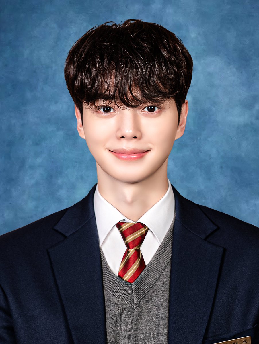 2xxung's tweet photo. 할머니 지갑 첫사랑 .. 
ㄴ 할머니랑 사겼어요?
ㄴ 아니 둘이 사겻어 https://t.co/WL0IDM80yR