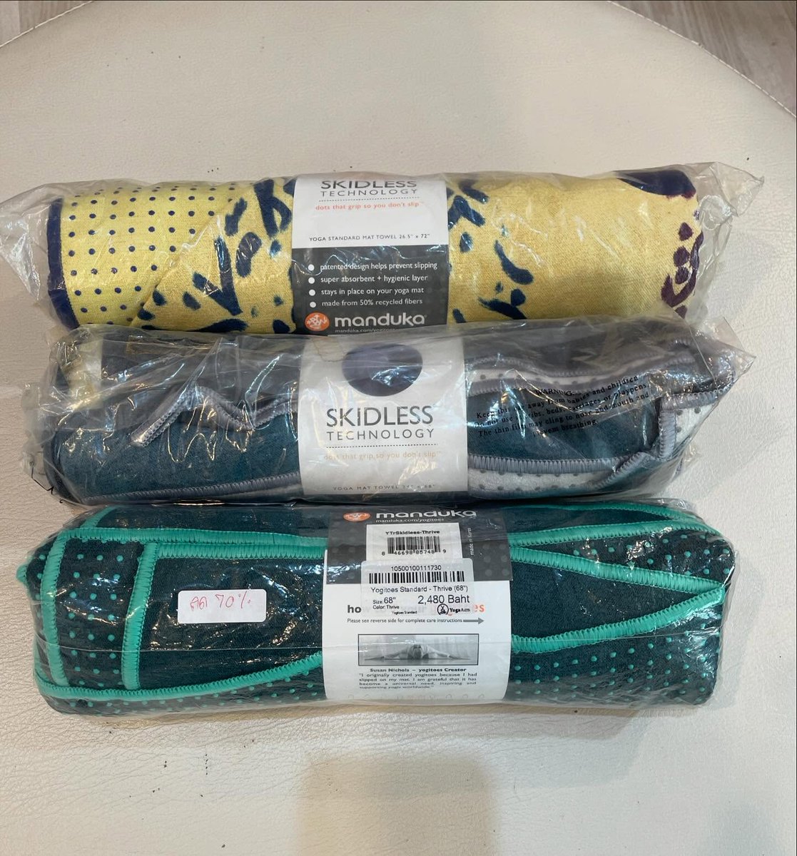 MilesVankampen's tweet photo. ลดราคาพิเศษ 70% Yoga Mat Towel (Yogitoes) ผ้ารองเสื��อแบบมีปุ่มช่วยยึดเกาะ ไม่ลื่นซึมซับเหงื่อได้ดี ลดการเช็ดระหว่างฝึก และช่วยถนอมเสื่อ ขนาด 24 x 68 นิ้ว จาก 2, 480 เหลือ 740 บาท ส่งฟรี https://t.co/11m192vo04