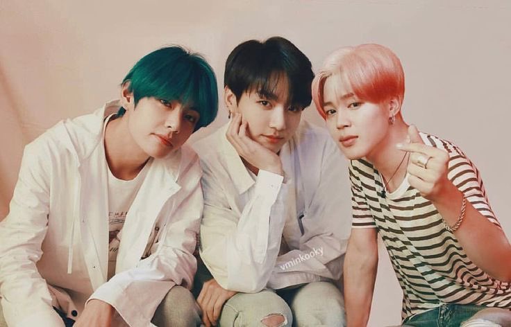 lulurkives's tweet photo. i miss my vminkook https://t.co/g8u3nYQLDB