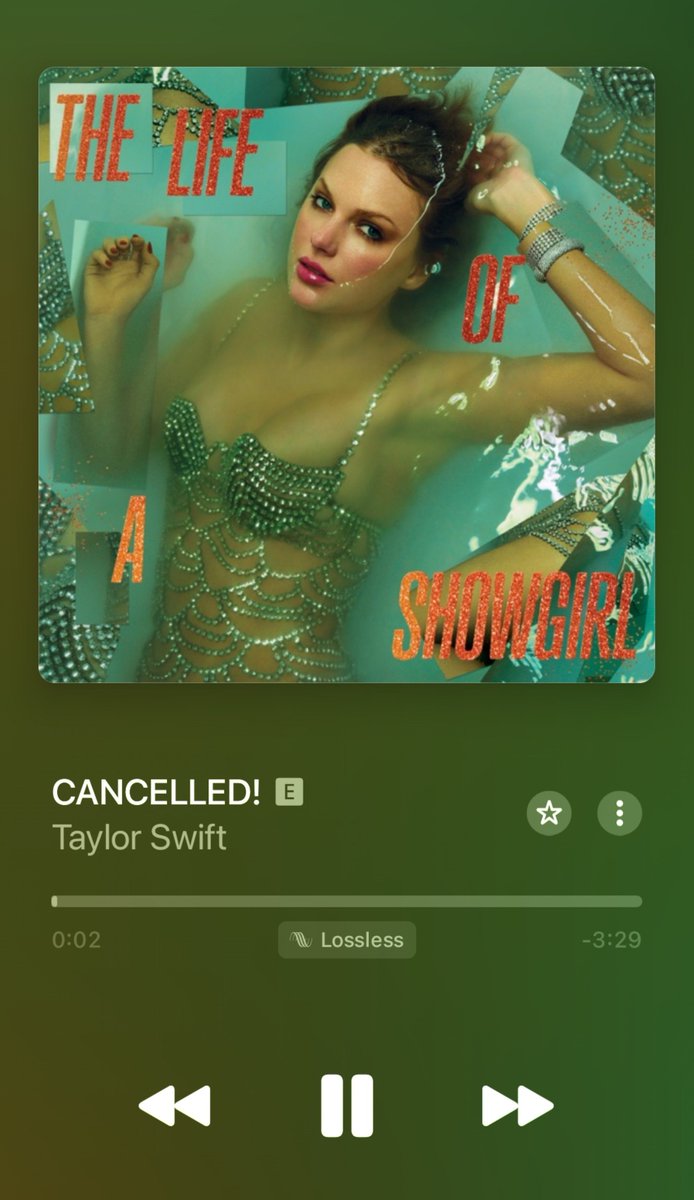 nutmegbygfk's tweet photo. when you see a taylor swift song ending with an exclamation mark ❗ just know that it will be the worst fucking song you'll ever hear https://t.co/UTdKWg9t7j