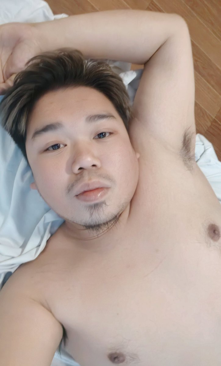 CHantotero's tweet photo. Nipple play muku👅 https://t.co/pkh1NKMpeB