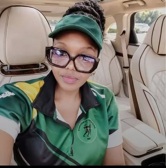 CadreNguyi's tweet photo. ☀️ Good morning to everyone except those who cannot understand why #MK Party President, Jacob #Zuma is so beloved President. #VoteMKP #SithathaOmaspala #GwazaMkhontoGwaza 💚🖤 https://t.co/VhbK0PeXjw