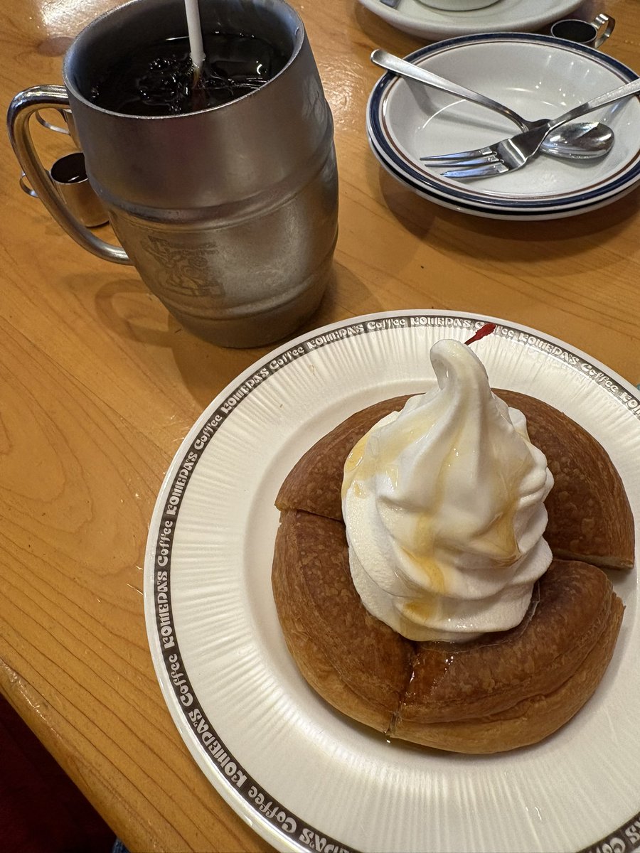 syanghai49's tweet photo. コメ〜ダ😌 https://t.co/CGuXIG1NLg