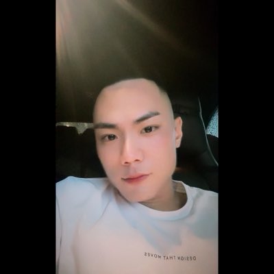 huang16077's tweet photo. #NewProfilePic (新個人資料照片) https://t.co/FtmagsOtAa