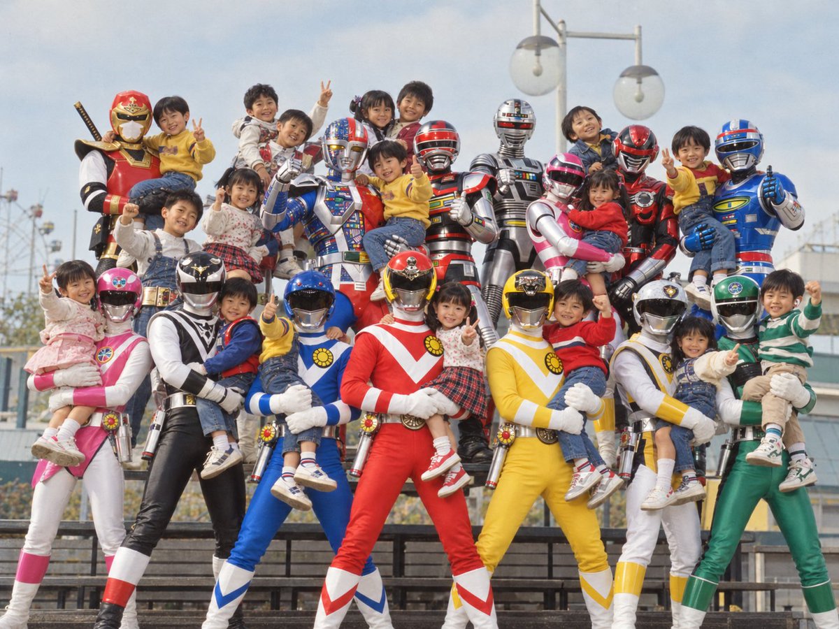 NaitoChampion's tweet photo. 昭和のスーパーヒーロー大集合に
令和が一つ！
30秒で探せたら「僕と握手」 https://t.co/oCFobo6xzA