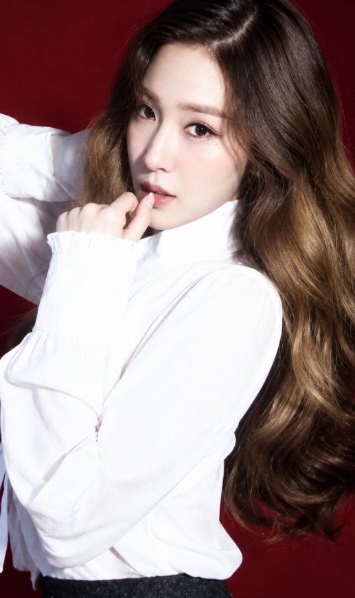 Alyapradipta6's tweet photo. SNSD TAETISEO DEAR SANTA 4X6 PHOTO SET https://t.co/H4e6NhuuVf