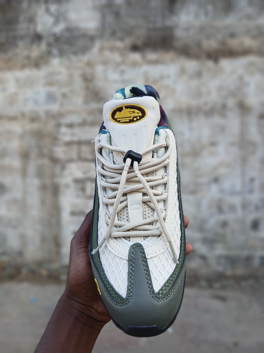 vetrakicks's tweet photo. Nike Air Max 95 X corteiz"Gutta Green"
 Sizes  40_45 
Price 3800

Contact  0715 222 362 

📍Information House shop A3 next to bluemarks booking office along mfangano street Nairobi CBD

#vans #shoes #footwear #vetrakicks #Sneakers #sneakerhead #shoeplug https://t.co/D1MZyqzUoC
