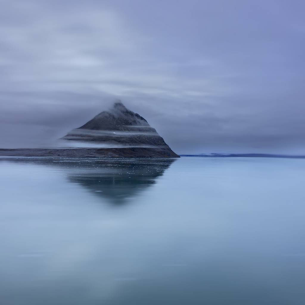 artlimitednet's tweet photo. Artic mood by Véronique VS https://t.co/jYbCLanQEP
#colorful #clouds #photography #artic #landscape_lovers #scenicview #waterscape #photographyislife #color #landscape #nature #moutain #contemporaryphotography #colours #visiblewomen #svalbard https://t.co/ptkLWIKXH5