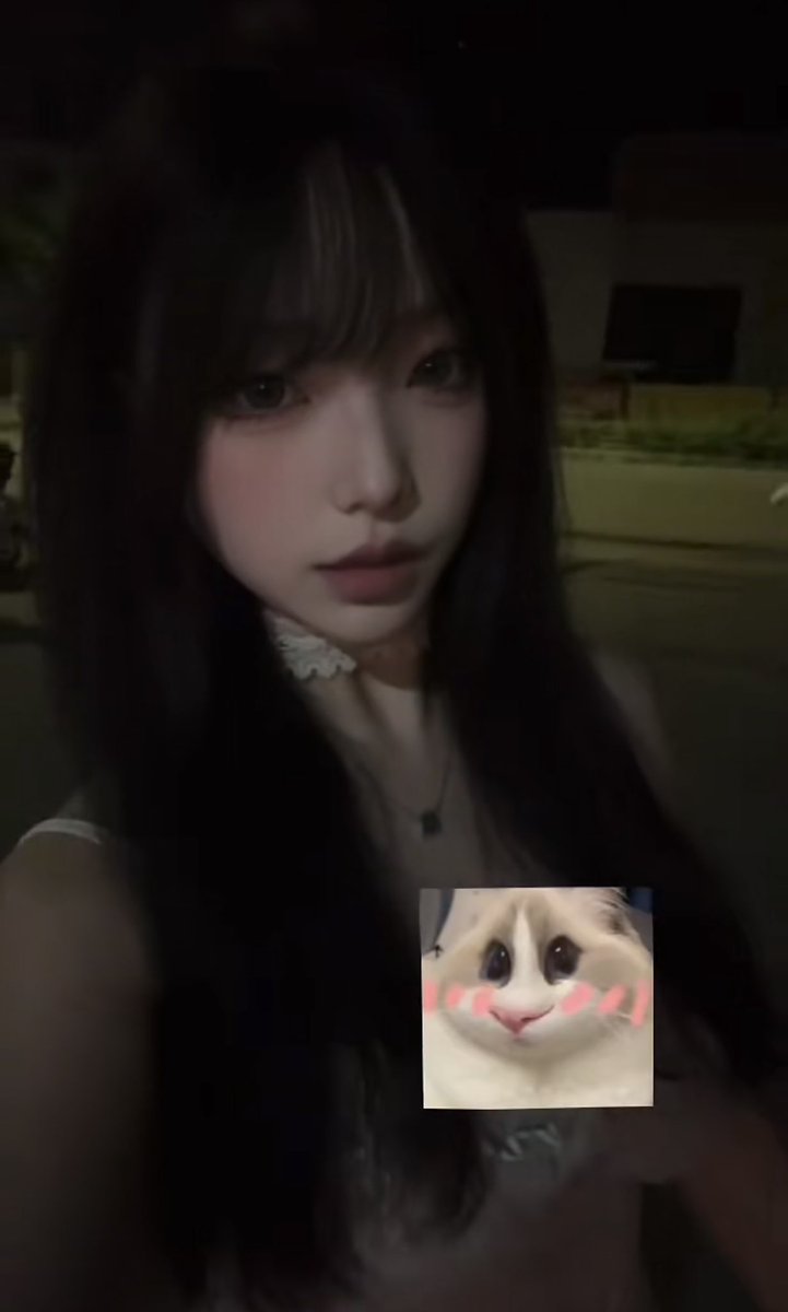OnLyEla3's tweet photo. 这是啥意思？

好吧！我不配 https://t.co/ta4uBWY6Q4