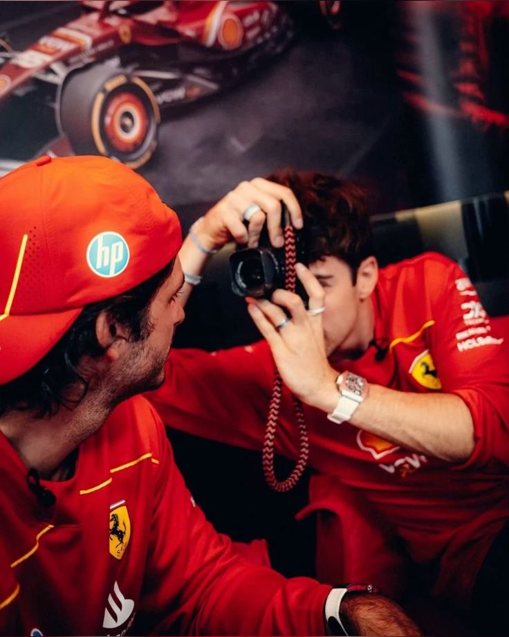 BoundMarlene's tweet photo. halo @FadedSainz yuk? sehari 1? https://t.co/8zLESBKh5p
