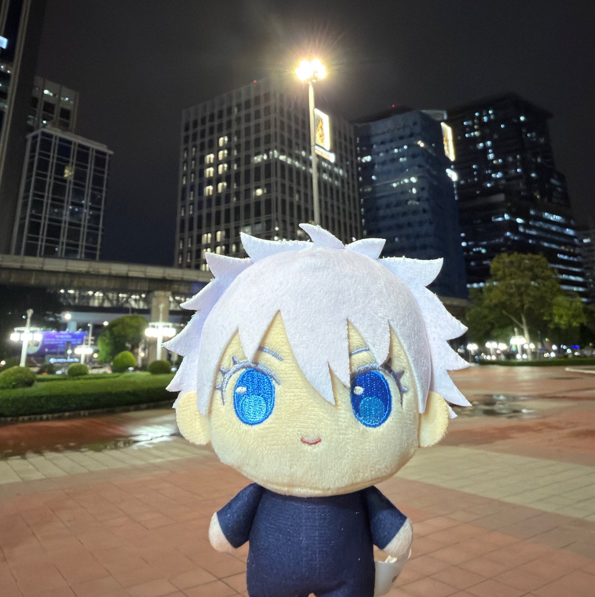 aoharujo's tweet photo. gojo’s day out https://t.co/kfN4zjh7Os