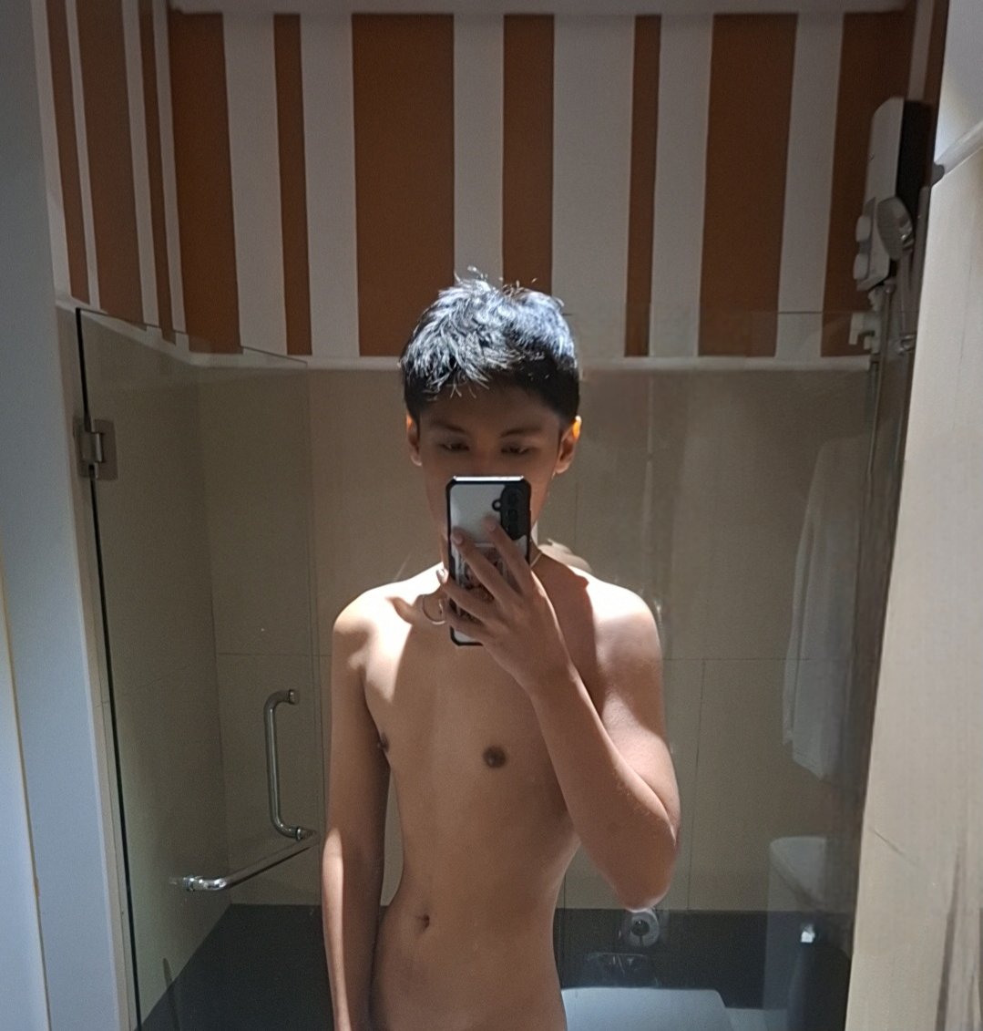 D4ksTheo's tweet photo. Hi😉 https://t.co/jIMOuCFban