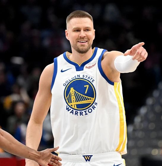 DubsLead's tweet photo. 7 DAYS UNTIL WARRIORS BASKETBALL https://t.co/DE6SKmPOVe