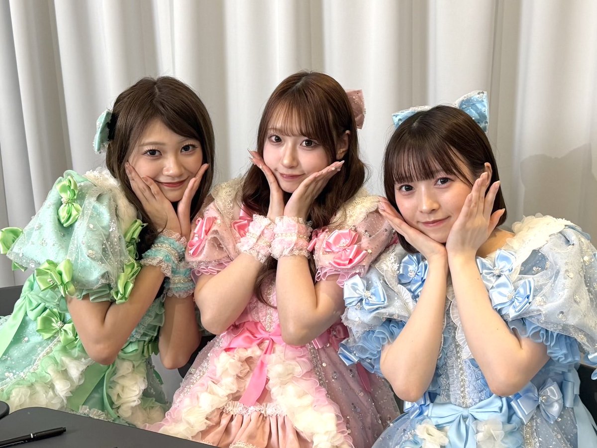 CUTIE_STREET_'s tweet photo. 🪄︎︎オンライン特典会 後半組START🪄︎︎

9/25(金)
『CUTIE STREET オンライン特典会』
@ CUTIE STREET YouTube

💚板倉可奈 🩵梅田みゆ 🩷桜庭遥花

▼観る🌸
https://t.co/31hO1pChV7

#CUTIESTREET #きゅーすと https://t.co/3iInckuxv6