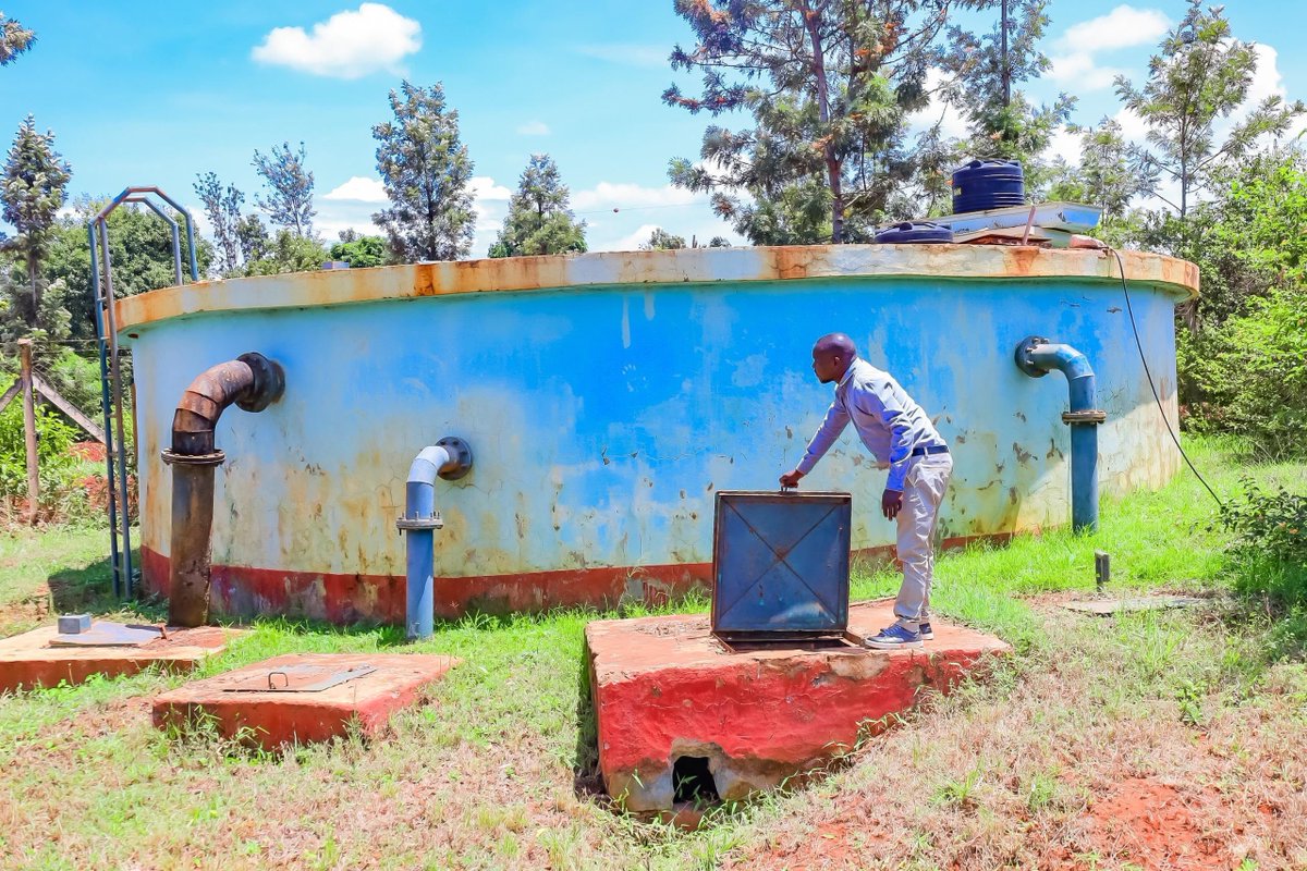 zakbosco's tweet photo. Mwea families once relied heavily on irrigation canals for household water, exposing them to contaminants and water-borne diseases. The Mwea-Makima Water Project is providing a safer alternative and changing lives.
#KirinyagaRising #Wirawarie #KaziIongee https://t.co/e9eTCA6qSk
