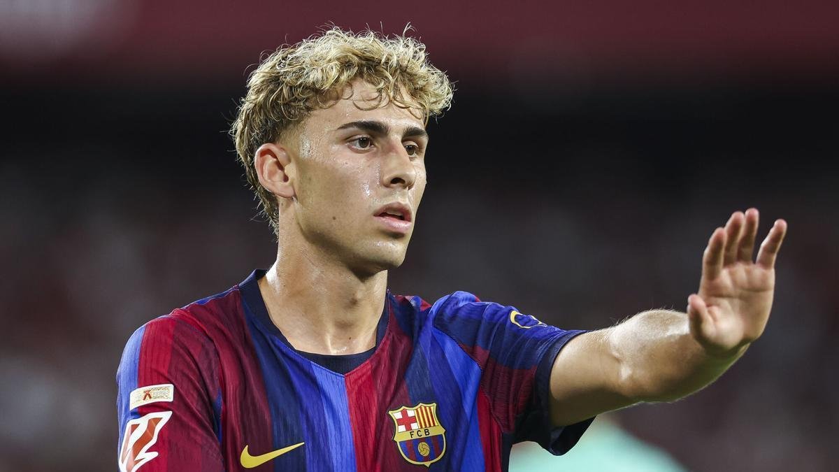 BarcaUniversal's tweet photo. ❗️Fermín López: "We can talk about winning the Champions League, but we can't get ahead of ourselves just because we're in a good moment."

"Bad runs will come too. We have to go step by step, keep growing as a team and hopefully we can win it." https://t.co/m0Q26pD68Y