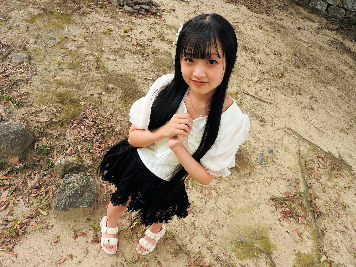 Gaa036's tweet photo. 撮影会　9/21　②

蚊に刺されてもめげずに頑張ってました。
#ももにゃん お疲れさまでした。 https://t.co/rZM4xsYtAC