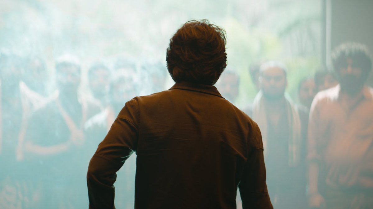 Netflix_INSouth's tweet photo. Guess the movie 🌟🔥 https://t.co/MWW5pVJQ5S