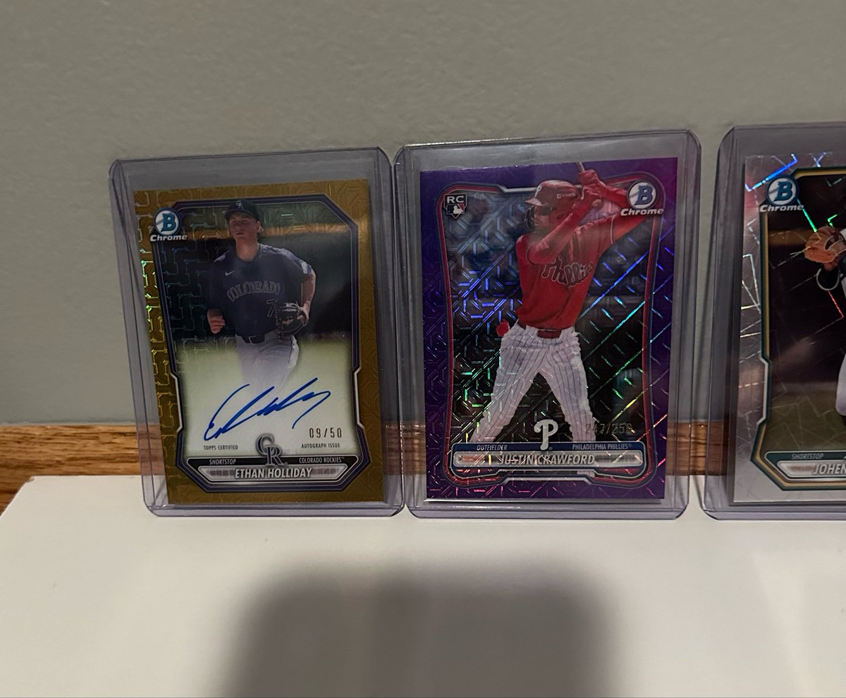 philkeefious's tweet photo. Hit a banger today from one Bowman Chrome mega box! Here are the top hits.

-/50 Ethan Holiday on card auto
-/250 Justin Crawford RC
-Jonesy Colume and Cleiner Ramirez laser refractors
-PCA MOJO refractor
#Bowman #Chrome #Hobby #Baseball https://t.co/Fvv6dBmC5L