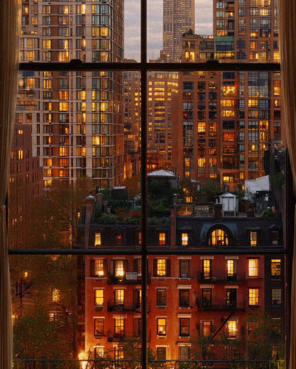 earthserenityy's tweet photo. New York City NY https://t.co/MXdujaNb9P