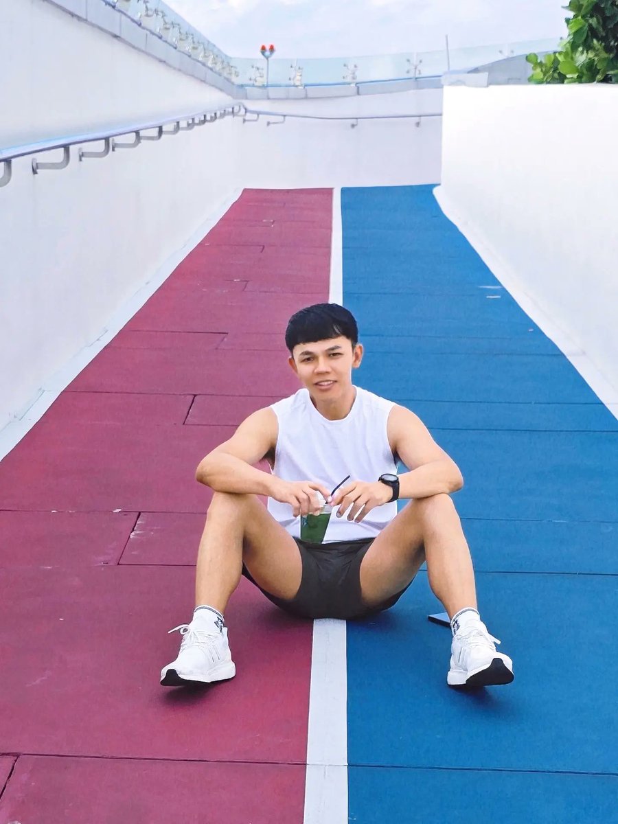 JamalSimers's tweet photo. เป้าหมายมีไว้พุ่งชน 😂😂 https://t.co/NxaoSqJjSt