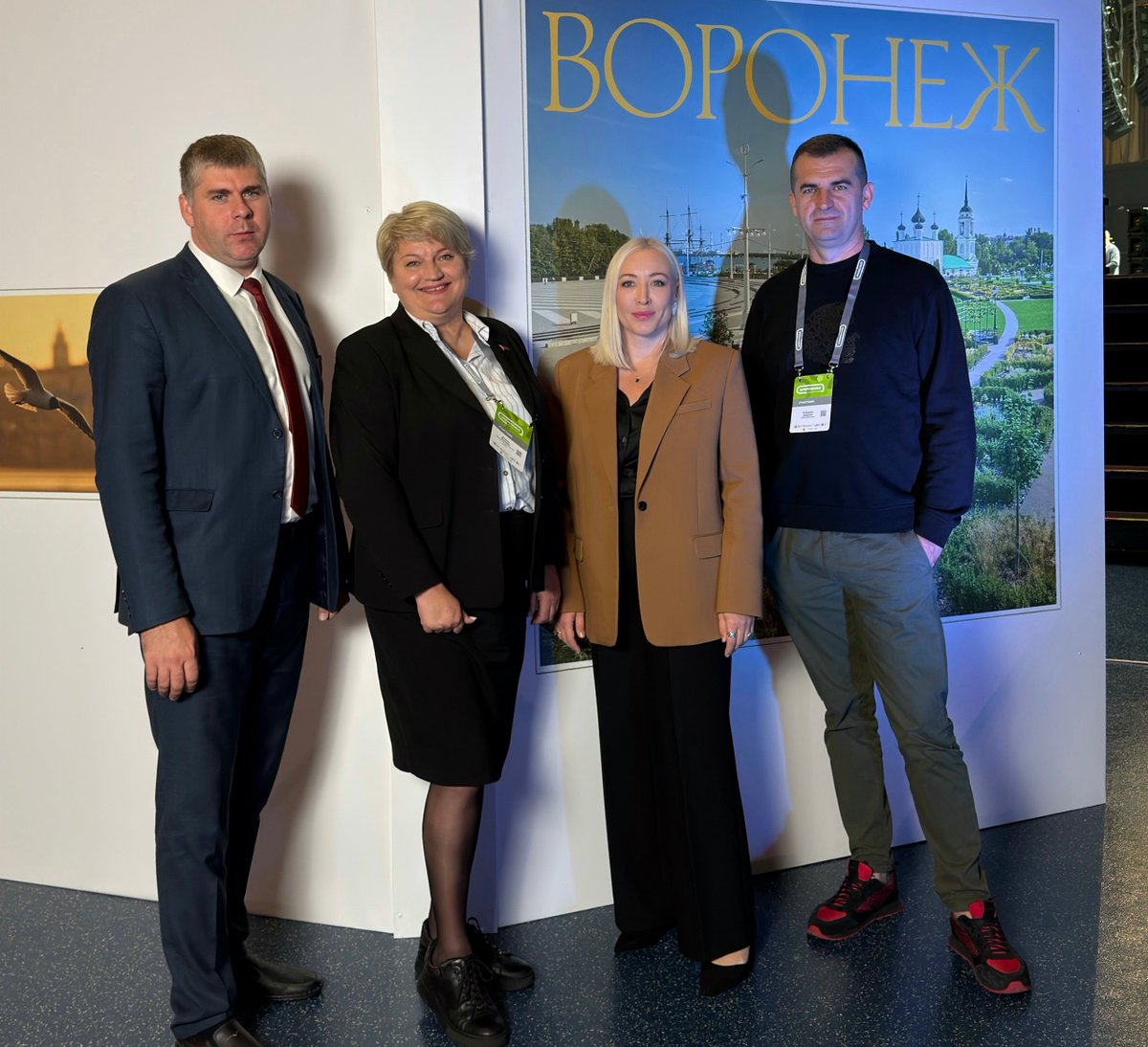 up_uin's tweet photo. 🇧🇾🤝🇷🇺 Рабочий визит в Воронеж: первый день на форуме «Цифроземье-2026»
Директор Инкубатора малого предпринимательства УП «УИН» Елена Яшович находится с деловым визитом в Воронеже. https://t.co/DSqRI7xiix