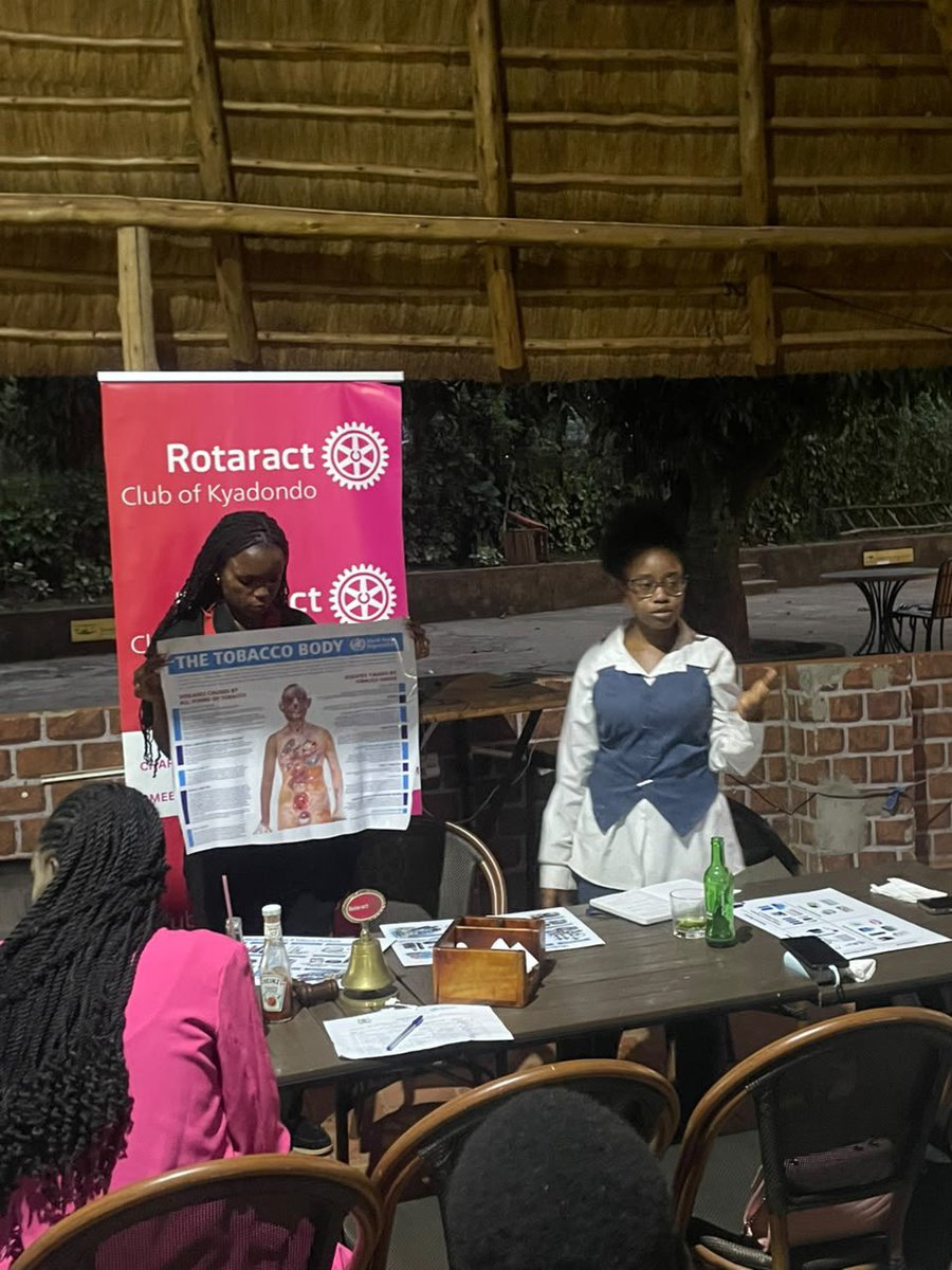 AndrinaAsingura's tweet photo. @JosephNsamba40 and I engaged the members of @RacKyadondo about the modern nicotine products,their dangers, benefits of quitting and ways of quitting. More of the young people today need to hear this message 📌
Thank you @RacKyadondo for the opportunity to share the message https://t.co/OBmvO8l0lO