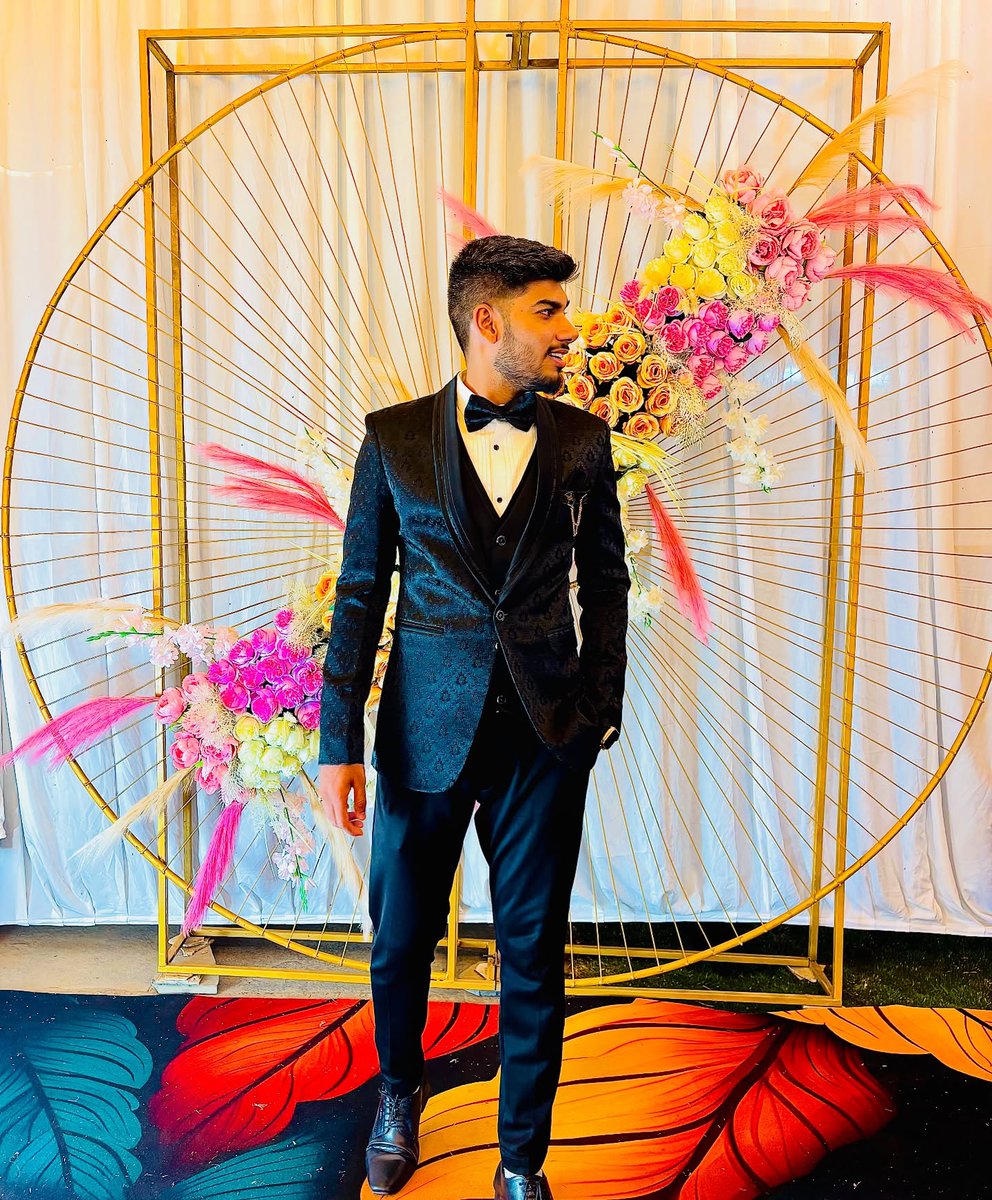 DinaSlippi2's tweet photo. Reception Night! https://t.co/xy8smubbDc
