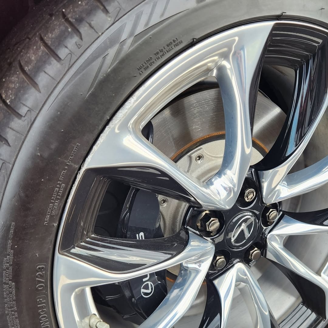DoreathaShym's tweet photo. Would you fix your rims now or wait until they get worse? Caliper painting, wheel repair, powder coating, tires, parts installation, and more. In-shop or mobile service across Tampa Bay. Book today: 813-568-5243 https://t.co/im3wpJuC2c