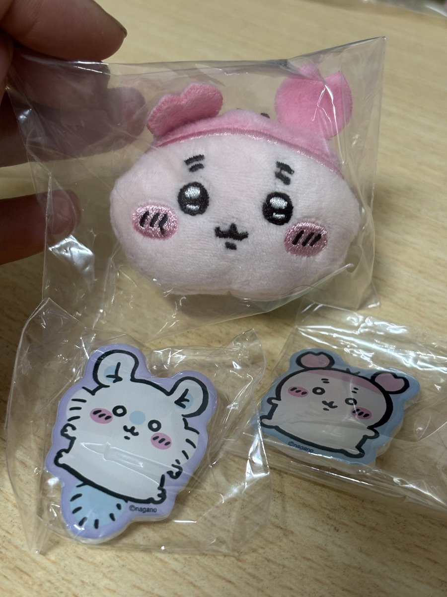 kissahidamari's tweet photo. RT 이벤트

추석맞이 알티 이벤트!
알티나 인용 해주시는 두분께 각각

1. 카니 얼굴 멀티링
2. 카니&amp;모몽가 데코참

보내드릴게요! (추첨 랜덤)

모두 다 같이 즐거운 한가위 되시고 행복한 먼작귀, 치이카와 덕질해요! 💕 https://t.co/2WKjAuuKiG