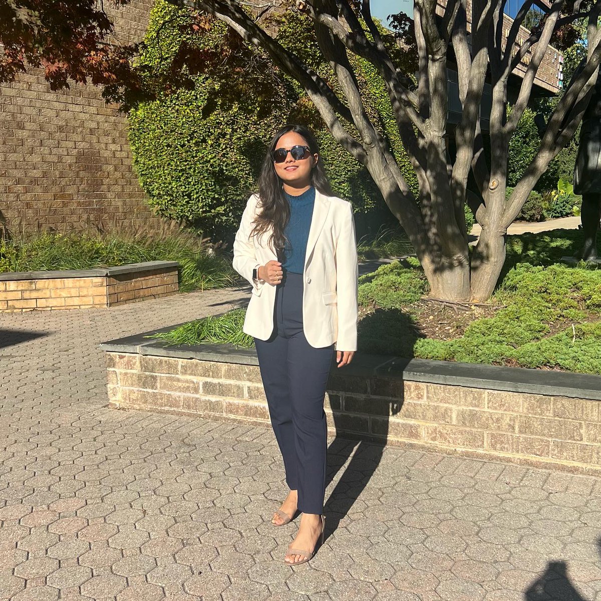 EliaBeshorgx's tweet photo. The journey begins at Hofstra University. https://t.co/u15GUJrg0B