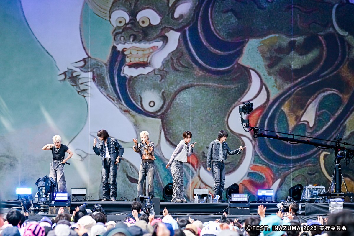 FEST_INAZUMA's tweet photo. ☁風神STAGE☁
STARGLOW
https://t.co/X1g0szHDxC

▼SET LIST
01 Good Boys Anthem
02 Blast Off
03 Green Light
04 My Job
05 GOTH -STARGLOW Ver.-
06 Drivin' My Life
07 Moonchaser
08 USOTSUKI

#フェストイナズマ 
@starglow_bmsg #STARGLOW https://t.co/3euoaPLgZ2