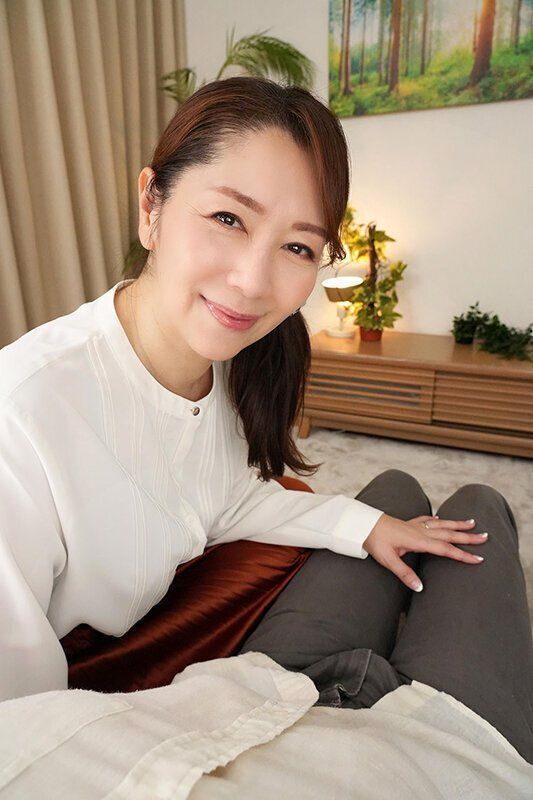 jukujo_av_love's tweet photo. ❤️期間限定セール中❤️
【VR】いつまで経っても子供が出来ないボク達夫婦を見かねて妻のお義母さんが手取り足取り中出し妊活指導 翔田千里

↓FANZA-PR-↓
https://t.co/nBfGtuBXSZ

#翔田千里 @chisato_shoda https://t.co/D85dMUKThE
