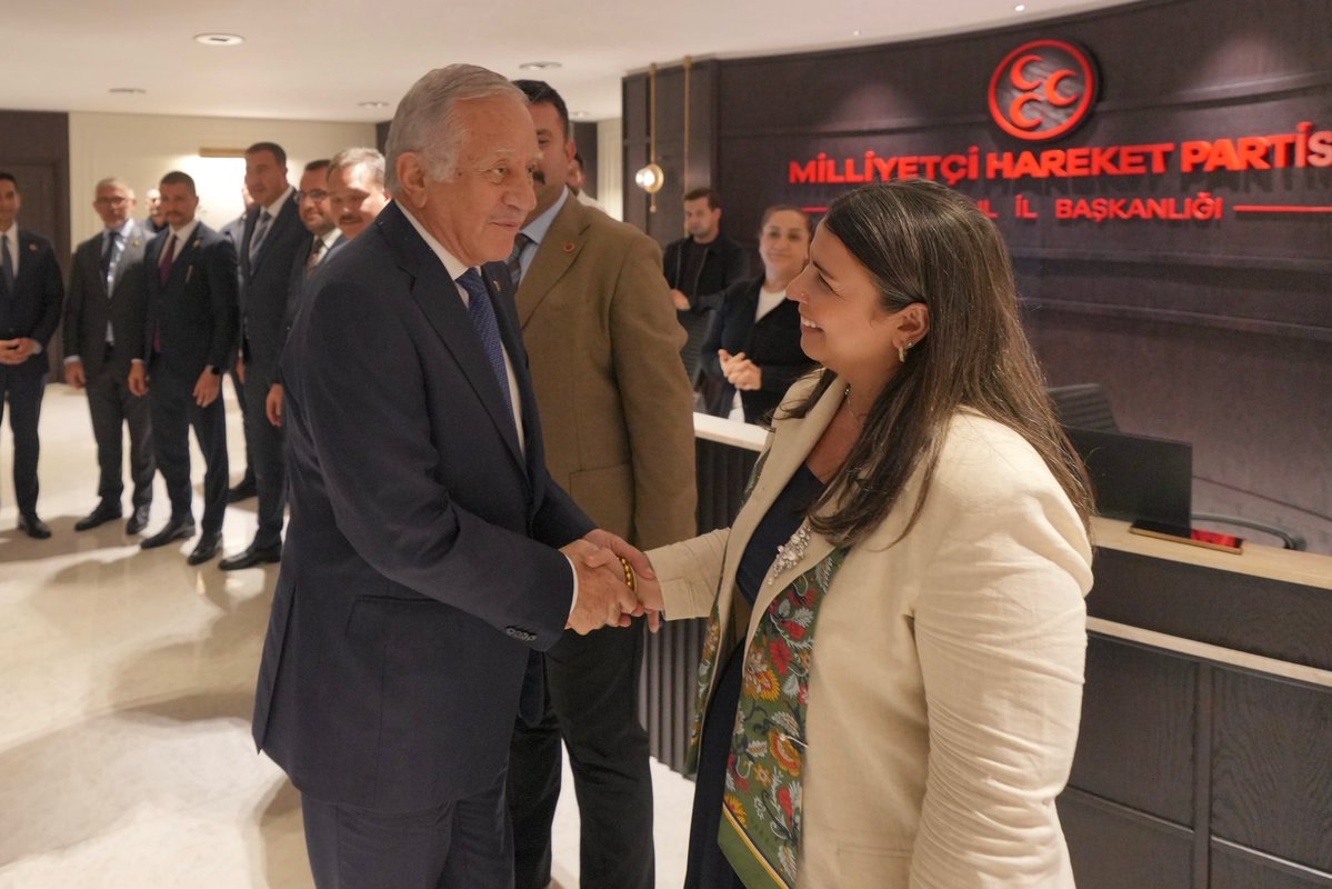 BBusraduzgun's tweet photo. 📍İstanbul İl Başkanlığı

TBMM Başkanvekili, İstanbul Milletvekilimiz Sn. Celal Adan, İl Başkanımız Sn. Volkan Yılmaz’ı ziyaret etti. Değerli ziyaretleri dolayısıyla kendilerine teşekkürlerimizi sunuyoruz. https://t.co/hqlCPIX1kr