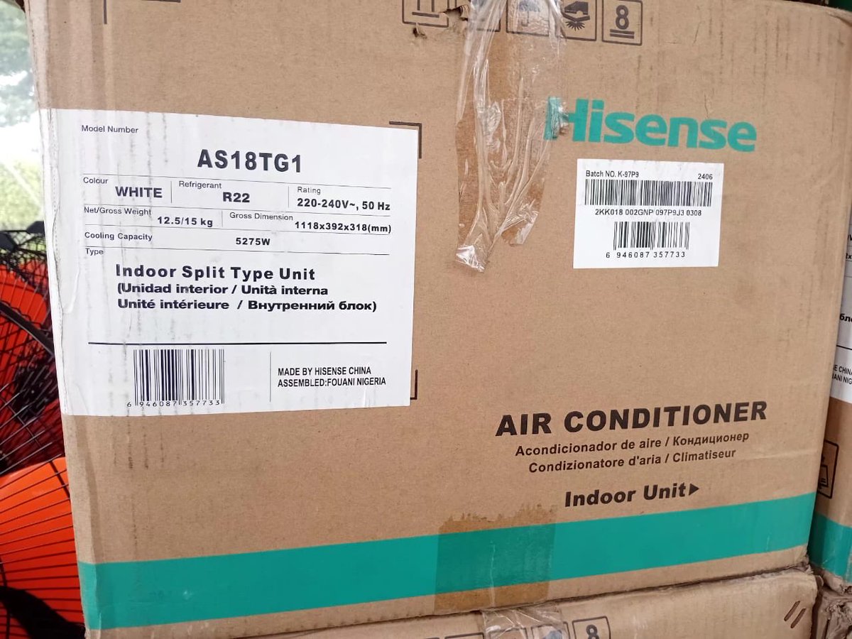 Maleekoyibo's tweet photo. Hey guys.
I have 20 units of 2HP Hisense Standing ACs for sale.

They were purchased for a project that has unfortunately been called off.

They currently sell for ₦700,000+ in the market, but I’m letting them go at:

₦620,000 each if you’re buying multiple units.
₦650,000 each if you’re buying a single unit.
Location: Ikeja, Lagos State.

Please retweet and help us manage the loss. 🙏🏾