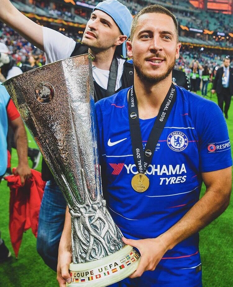Missionqa's tweet photo. 🚨🥸They came to Chelsea, won local and European trophy 🏆 became a legend left and now retired Arsenal is yet to win an European trophy 🏆 

A whole career 🤷‍♂️ https://t.co/emgHd7UTB4
