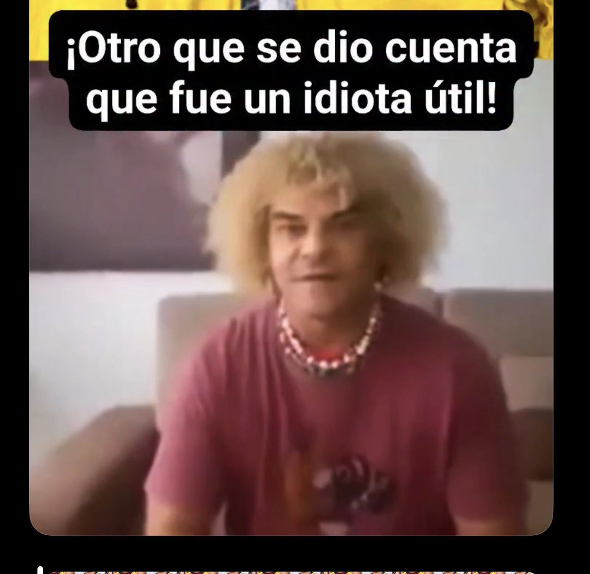 ColomboSweden's tweet photo. Y otro que se baja del bus de “Firmes por la Patria”: el Pibe Valderrama.

¡Ya pa’ qué, hijueputas!
🤡🤡🤡🤡🤡🤡🤡🤡🤡👇🏽👇🏽👇🏽 https://t.co/V4xi5SmKos