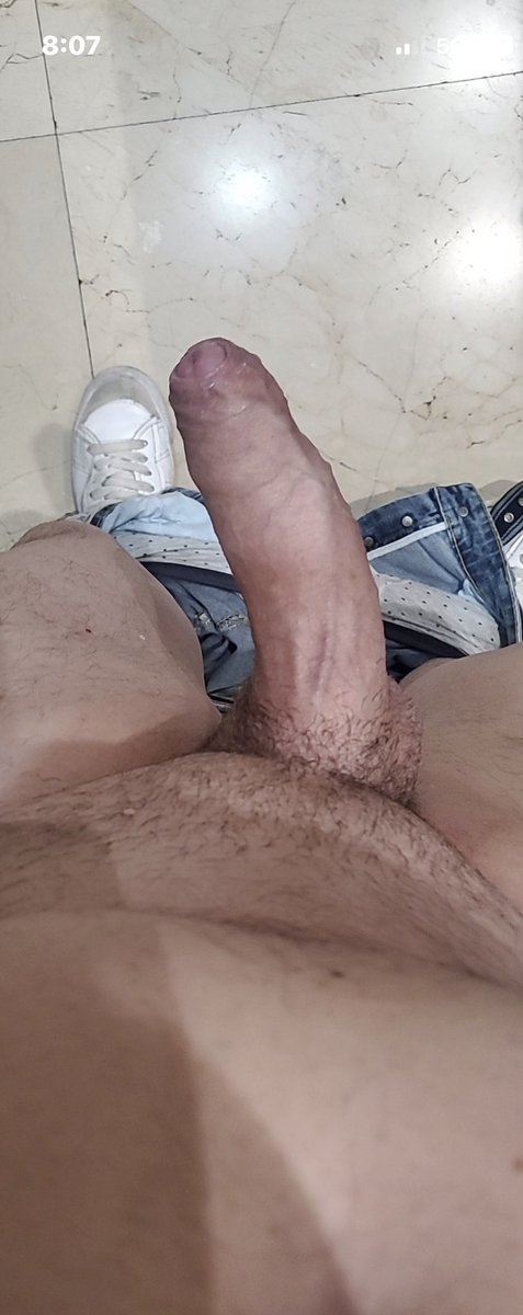 J751075400's tweet photo. Buenos dias, vamos a por el viernes 😈😈 https://t.co/HWPwsHf0xC