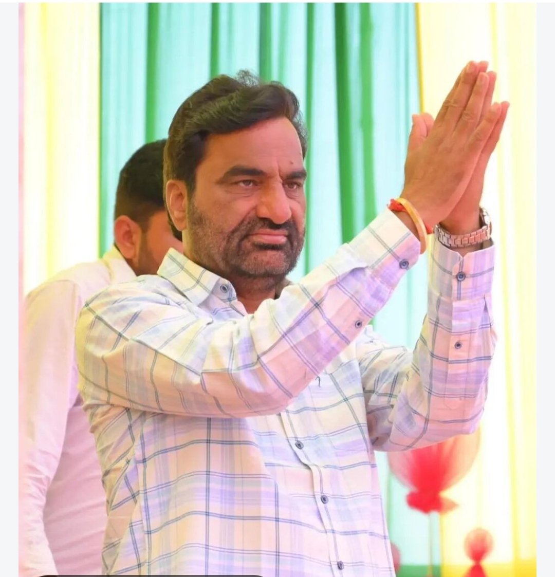 Rohitgurjar0102's tweet photo. साथियों, नफरत फैलाना बहुत आसान है, लेकिन भाईचारा बनाए रखना असली समझदारी है। दो समाजों की लड़ाई में नुकसान हमेशा अपनों का ही होता है। सोशल मीडिया पर किसी भी भड़काऊ पोस्ट को शेयर न करें और न ही किसी विवाद का हिस्सा बनें।हम युवाओं की जिम्मेदारी है कि हम समाज को जोड़ने का काम करें, तोड़ने का नहीं। आइए, शांति का संदेश फैलाएं और दोनों समाजों के बीच एकता की मिसाल कायम करें।"@SachinPilot @hanumanbeniwal