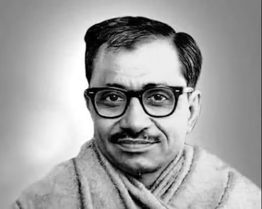 iSimpleSushil's tweet photo. Humble tributes to the great philosopher and proponent of ‘Integral Humanism’ &amp; ‘Antyodaya’ Pandit Deendayal Upadhyaya ji on his Jayanti.
#deendayalupadhay https://t.co/YS3MrPW1qE