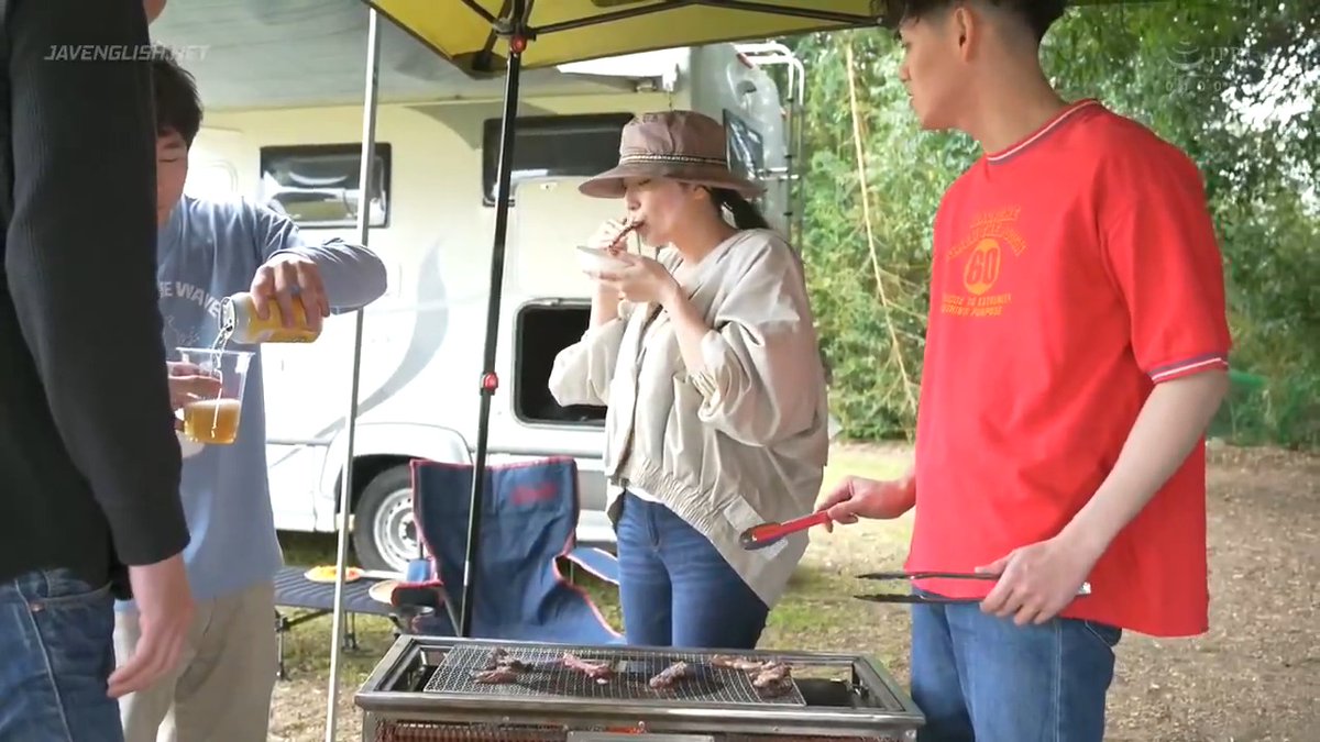 Invited to Camp With My Friend’s Family, I Spent Two Nights …｜@_editorxxの動画保存
