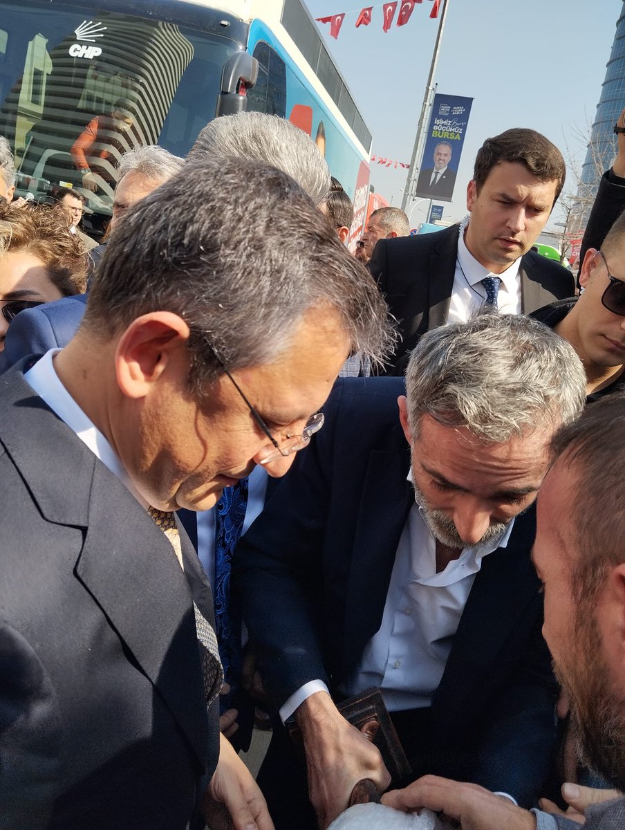 Bursacssmderneg's tweet photo. Hayırlı Cumalar 
40 yıllık bir mağduriyet 
Orkun hikaleri değil 40 yıllık mağduriyet olur mu demek olurmuş 
Peki çözüm o da sizlerde sizler neredesiniz çözüm bekliyoruz 

Stajyerin Çırağın Sabrı Tükendi 
#MazeretDeğilYasaistiyoruz https://t.co/4koc0OfZAk
