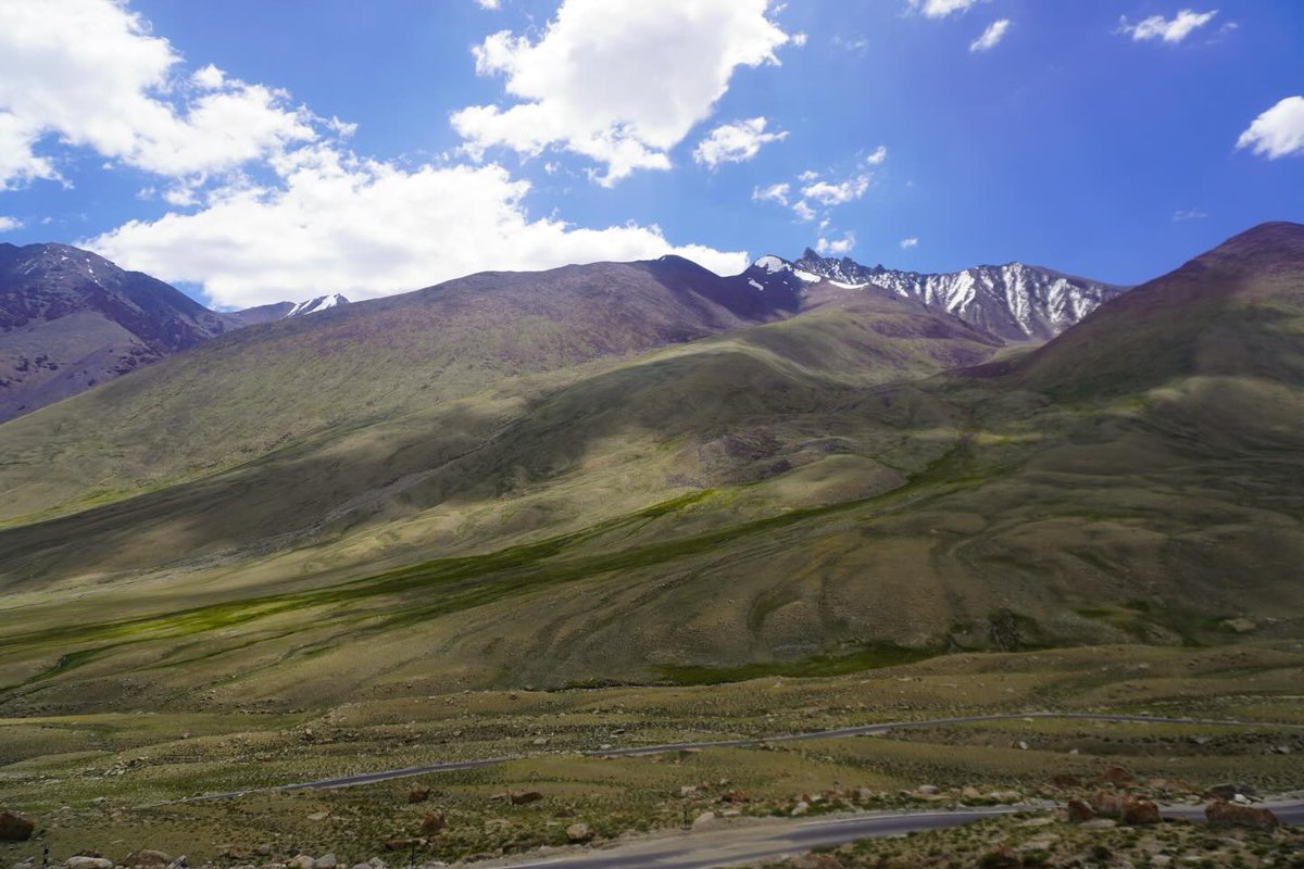RobertaTwehl's tweet photo. Oh Leh—where rugged mountains, lush valleys, and summer greenery meet. Captured through a Sony lens, where every view feels like art. https://t.co/XQf20d96lD