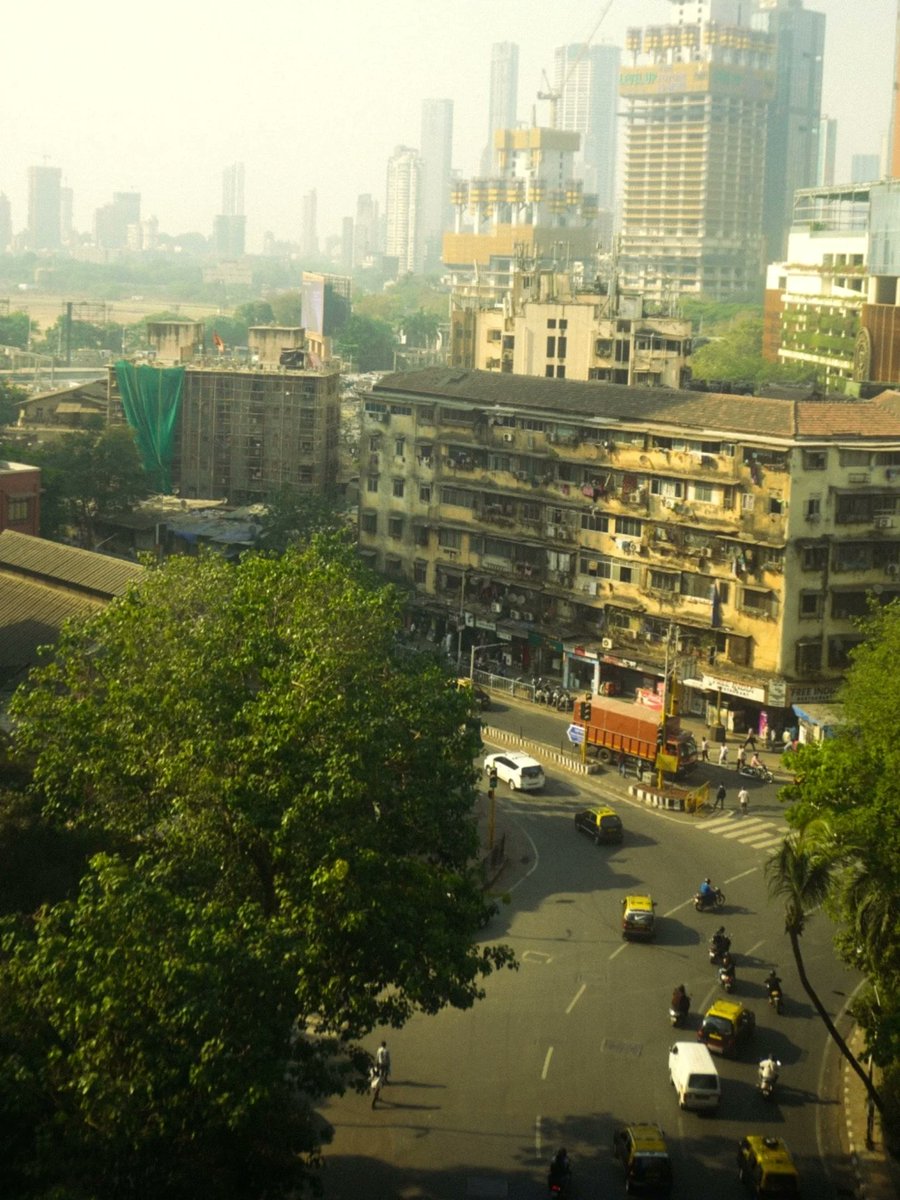 RobertaTwehl's tweet photo. Central Mumbai. https://t.co/PaFst8oKyd