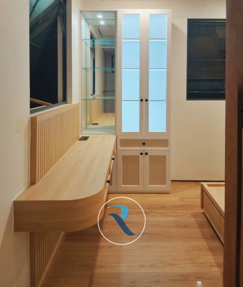 OrvilleAltrp's tweet photo. Simple dressing table with a clean, minimalist design—perfect for organizing your everyday essentials. https://t.co/kYyyygM5Zo