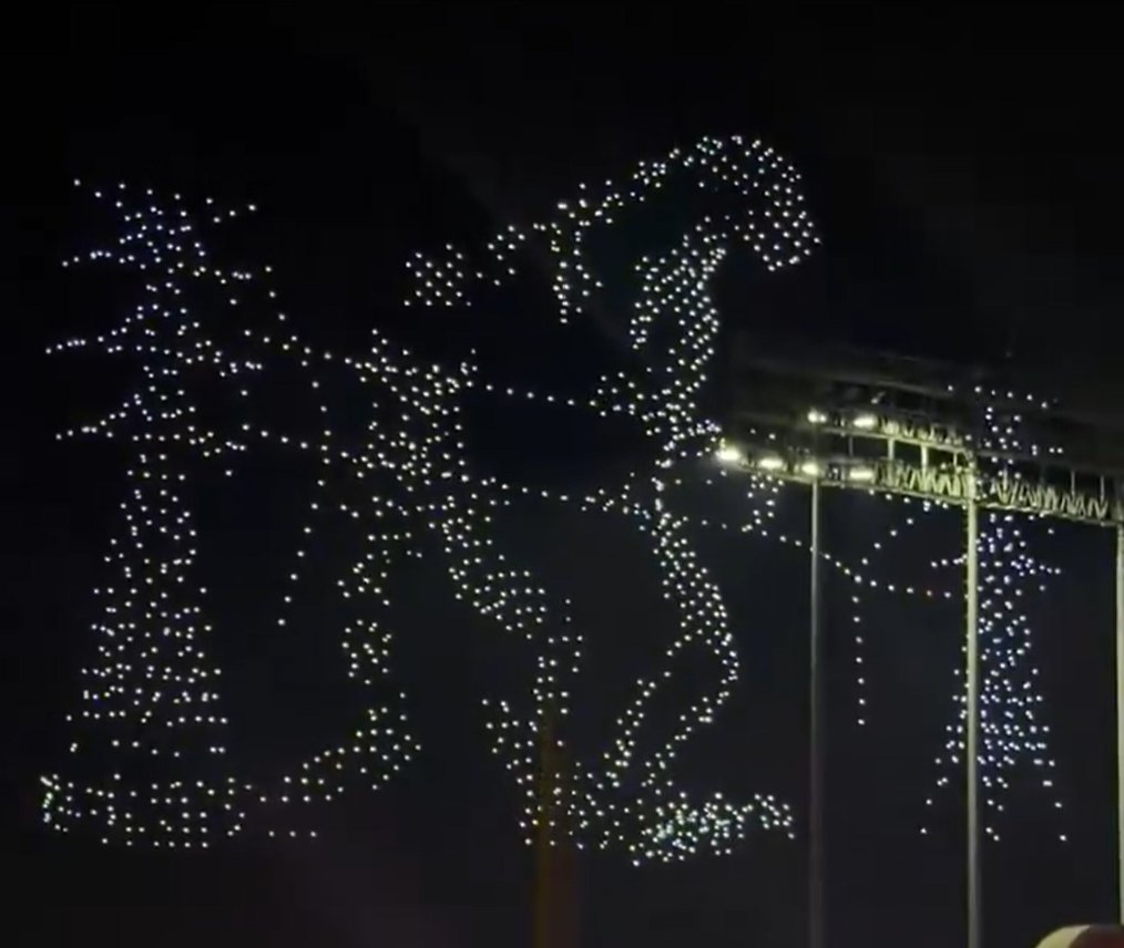 14_kaiju's tweet photo. Showa Godzilla recreations at the Dodger Stadium drone show https://t.co/my25WJCpwG