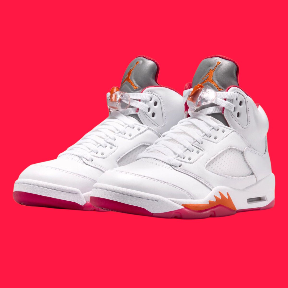 JumpmanDaily's tweet photo. The Air Jordan 5 WMNS “Sunset” is set return on September 25th, 2026
#JordanBrand #AirJordan5 https://t.co/OQLKqyKNd6